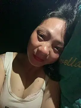 lysa55 stripchat live cam model