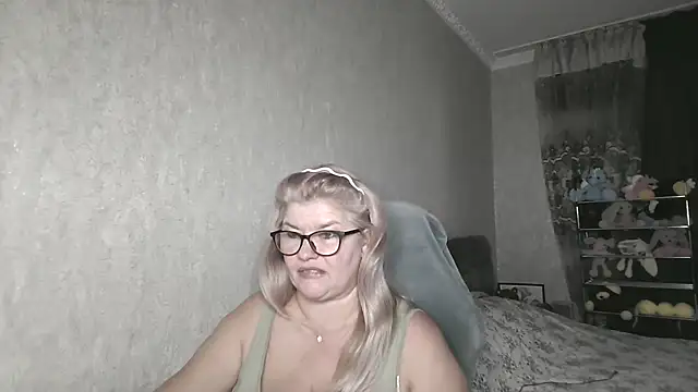 Diana_49 stripchat live cam model