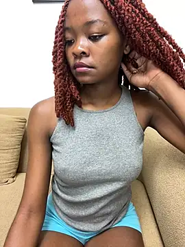 Grusha19 stripchat live cam model