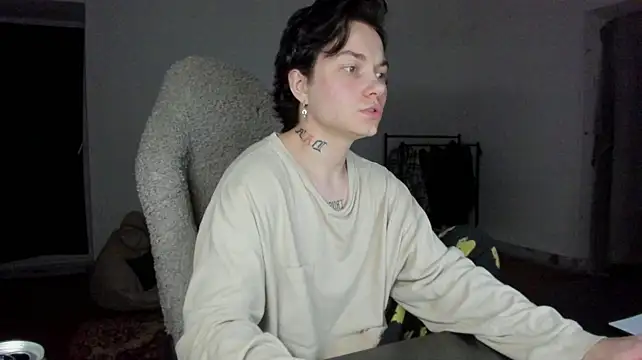 esajukyy stripchat live cam model