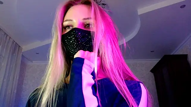 Iris_lave stripchat live cam model