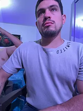williamsmiiths16 stripchat live cam model