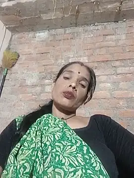 Sarita_bhabi stripchat live cam model