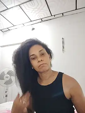 AstridMonroee stripchat live cam model