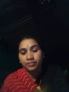 Cut_pooja825 stripchat live cam model