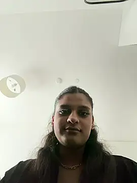 kaviahxx18 stripchat live cam model
