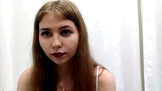 AnnettaHosaka stripchat live cam model