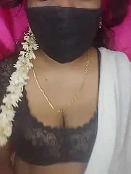 tamil_chocoqueen stripchat live cam model