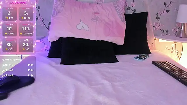 KendalEvanz stripchat live cam model