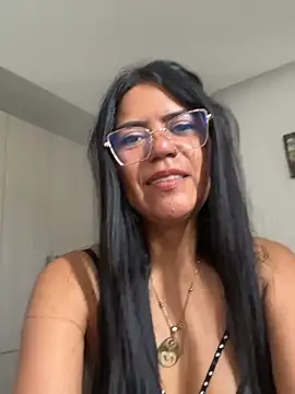 Cherryblazexoxo stripchat live cam model