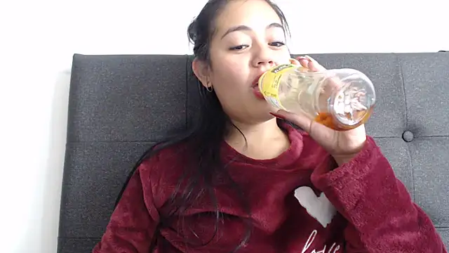 Alisha_99 stripchat live cam model