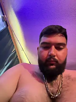 bigdickgio6923 stripchat live cam model