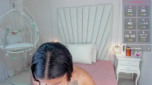 Greymarii stripchat live cam model