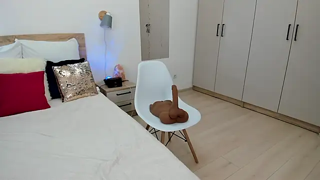 KateRedgar stripchat live cam model