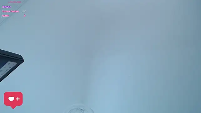 Zahra_milks stripchat live cam model