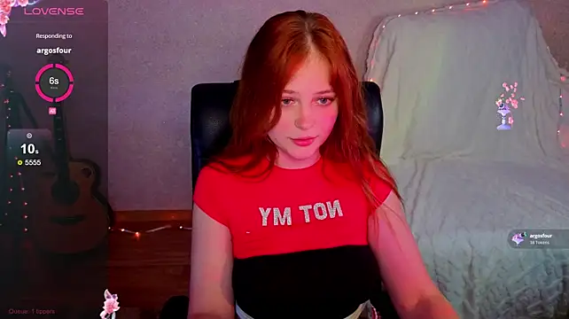 Elle_Funning stripchat live cam model