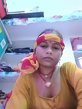 CHANDNi_700 stripchat live cam model