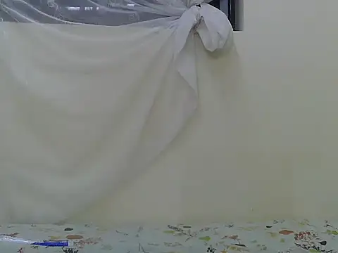 Coco_bloom stripchat live cam model