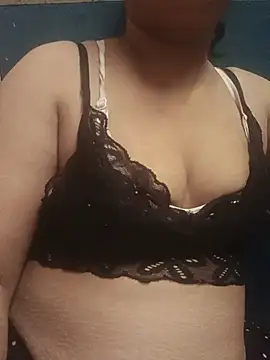 pooja__telugu__ stripchat live cam model