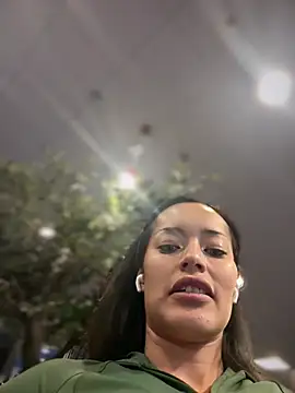 Risky_Workouts stripchat live cam model