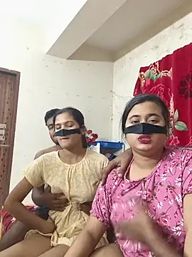 PRIYA_KOLKATA stripchat live cam model