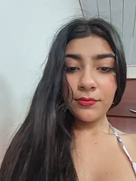 Sweed-virgin-pussy stripchat live cam model
