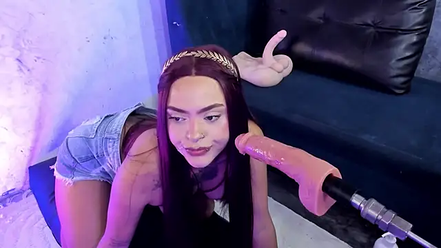 Caroline420_ stripchat live cam model