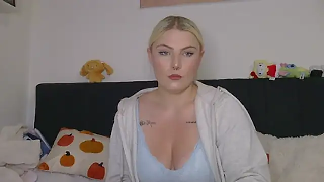 josi-420 stripchat live cam model