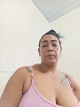 candelahot10 stripchat live cam model