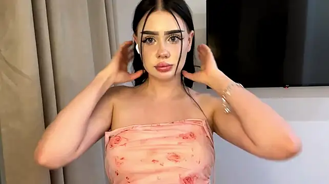 CeliaWalk stripchat live cam model