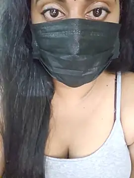 Queen_flower_tamil stripchat live cam model