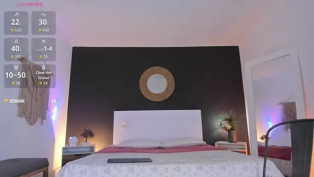 VioletPaket stripchat live cam model