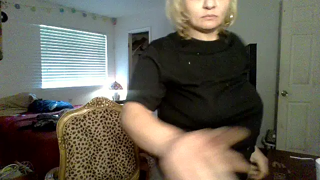 sophiarica stripchat live cam model
