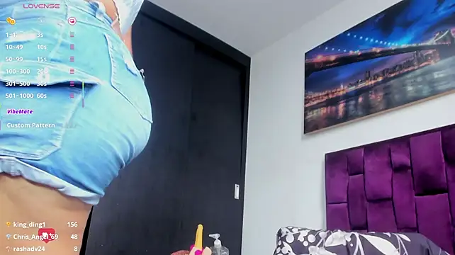 Alicia_Whitee stripchat live cam model