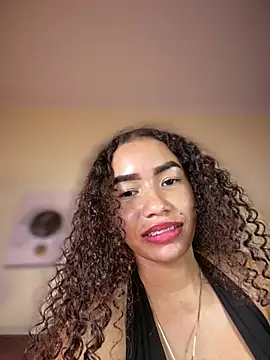 ZoeyFierce stripchat live cam model