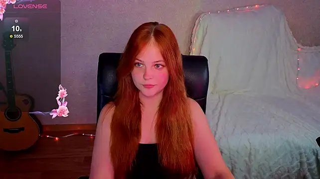 Elle_Funning stripchat live cam model