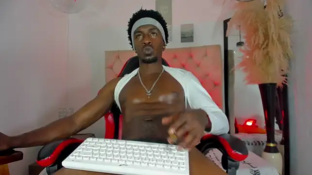 pipe_monstercock stripchat live cam model
