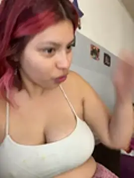LilMoon_ stripchat live cam model