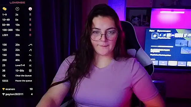 KatieMuse stripchat live cam model