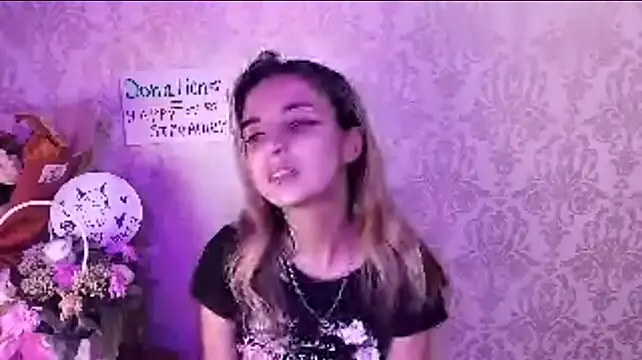 AminaGirls stripchat live cam model