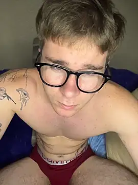 SoulenBounty stripchat live cam model