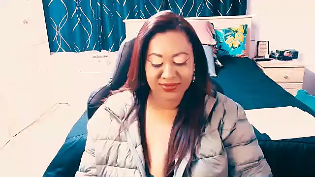 Indianlust69 stripchat live cam model