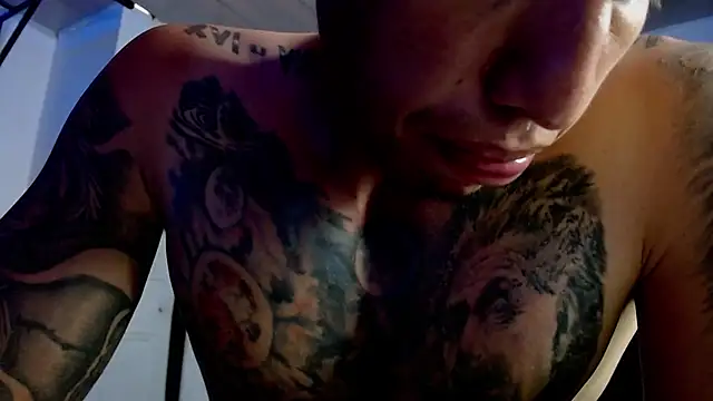 Adam_Hudsond stripchat live cam model