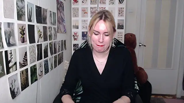 CapriScorpion stripchat live cam model