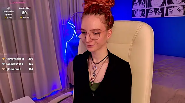 VioletShine stripchat live cam model