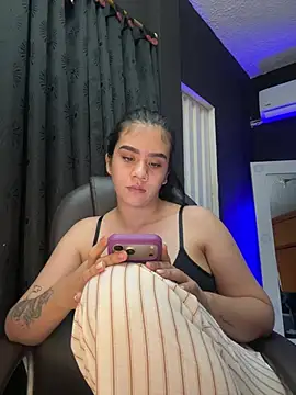 alhaana_ stripchat live cam model