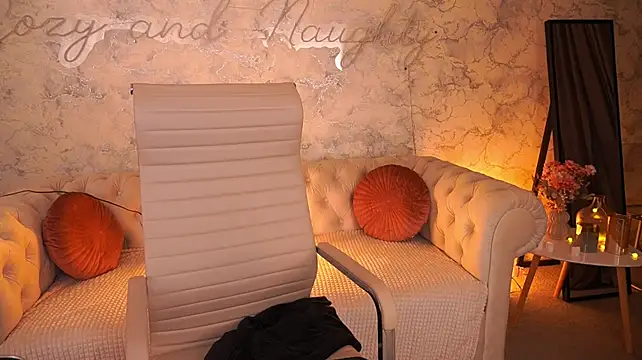 CurlyCandyXX stripchat live cam model