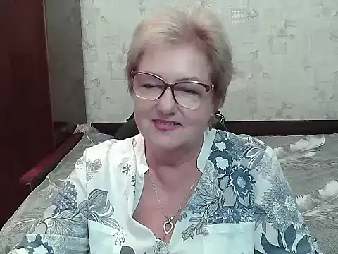 Renata62011 stripchat live cam model