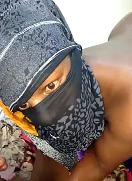 chocolate-puss stripchat live cam model