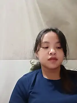 Pretty-haert stripchat live cam model